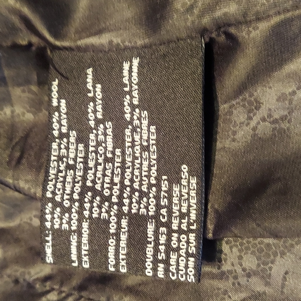 Guess Coat - Picture 8 of 12
